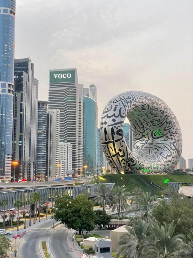 Hostel Travelers Backpackers Dubai Exterior foto