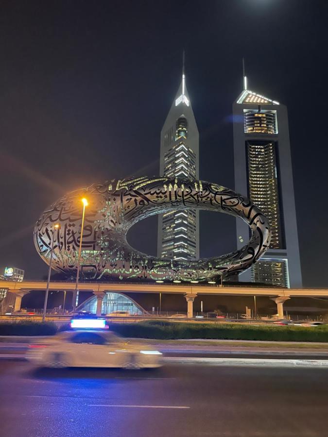 Hostel Travelers Backpackers Dubai Exterior foto